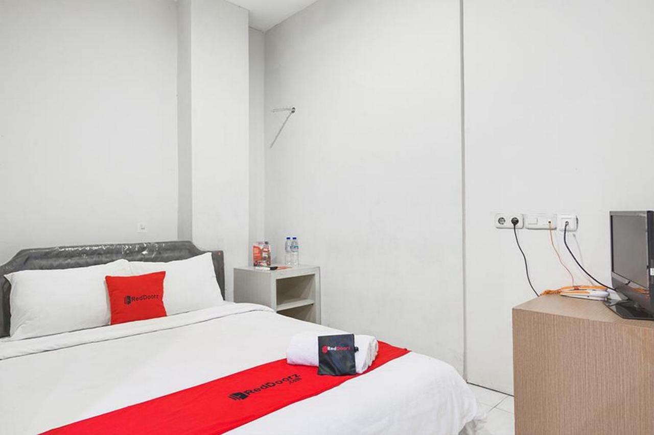 Reddoorz At Siwalankerto Surabaya Hotel Екстериор снимка
